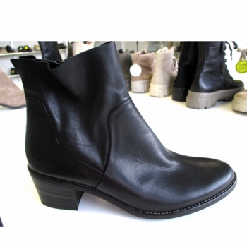 Paul Green Kurzstiefel in schwarz